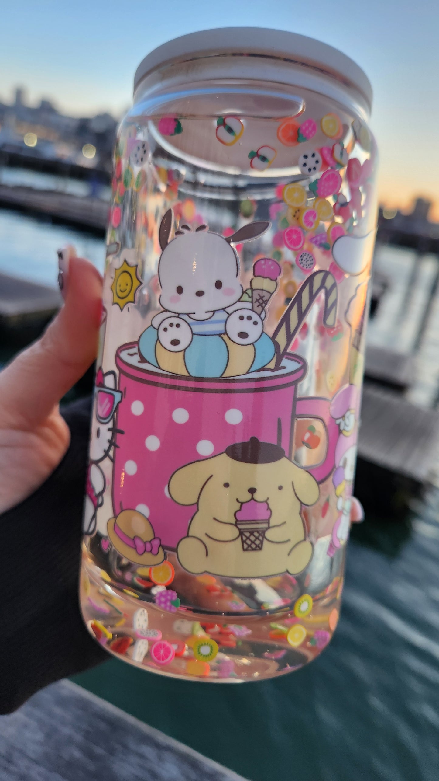 16oz Summer Hello Kitty Snowglobe Fruit Shaker